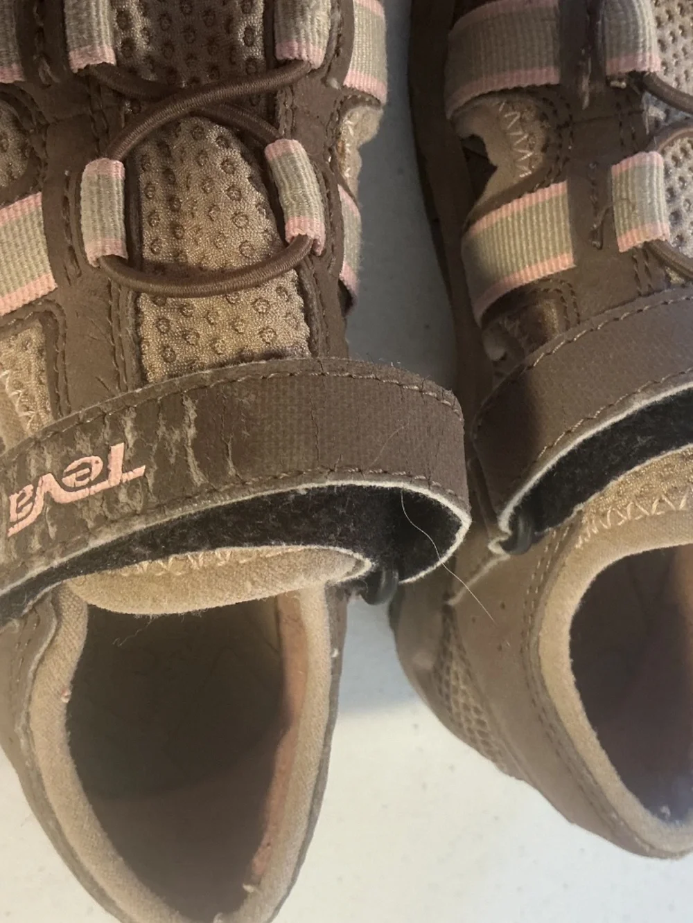 Youth sz 12 TEVA shoes